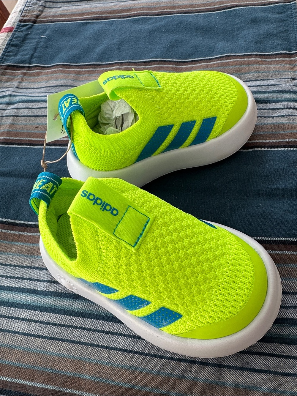 Adidas bubble comfy Neon Yellow and Blue Kids Slip-On Sneakers